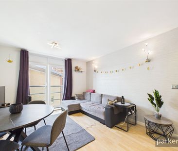 Kenavon Drive, Reading, Berkshire, RG1 - Photo 1