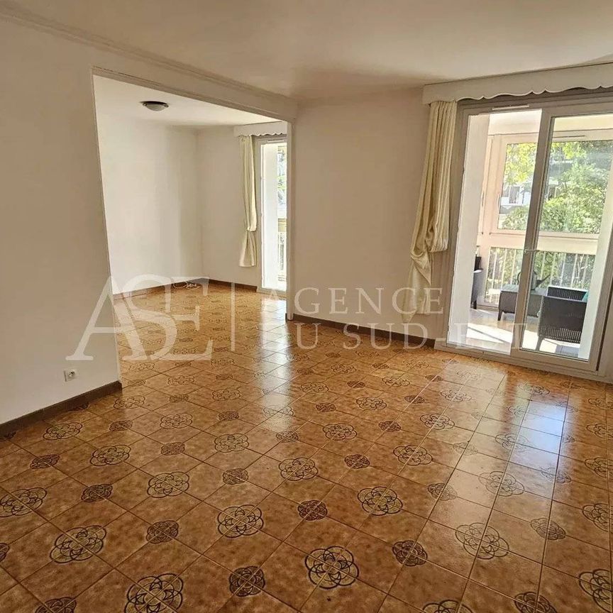 Location Appartement - Photo 1