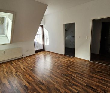 1 ZIMMERWOHNUNG MIT BALKON IN ABSOLUTER RUHELAGE - Photo 1