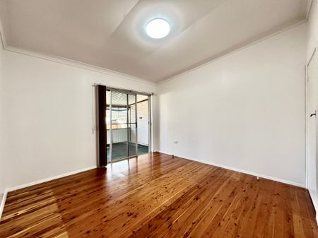 Stunning Family Home! - Photo 4