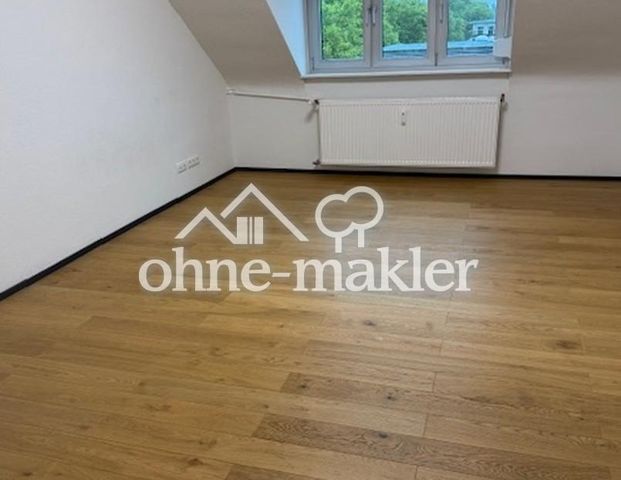 Dachgeschosswohnung in Mannheim (Oststadt) - Photo 1