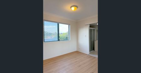 Light-Filled Renovated Home with No-Step Entry & Large Lock-Up Garage - Photo 2