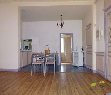 Location Appartement 2 pièces 49m² ST LEONARD DE NOBLAT 87400 - Photo 4