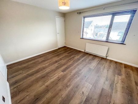76 Hillview Avenue, Lambeg, Lisburn, BT27 4PR - Photo 5