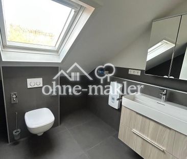 Moderne 3-Zimmer-Dachgeschosswohnung mit Balkon - Photo 4