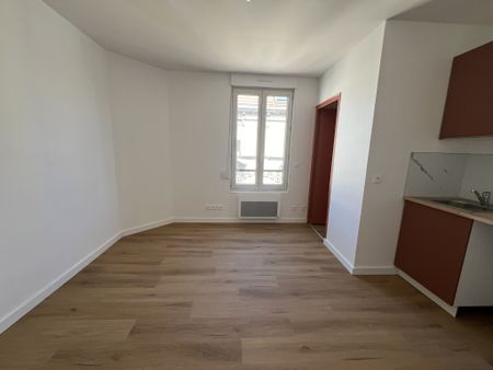 Appartement RUE DE STRASBOURG - Photo 2