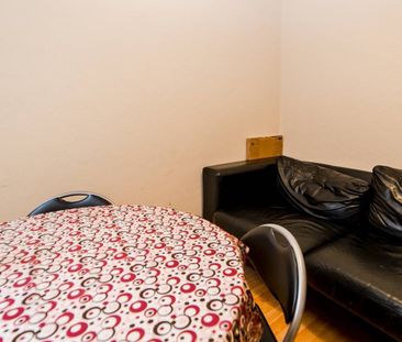 1 bedroom flat for rent - Photo 4