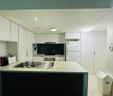 Furnished Large Two Bedrooms Apartment in Brisbane CBD - Photo 5