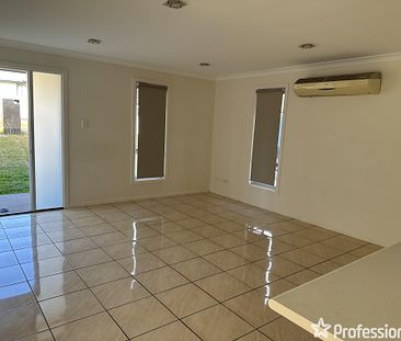 5 Dolphin Terrace, South Gladstone QLD 4680 - Photo 4