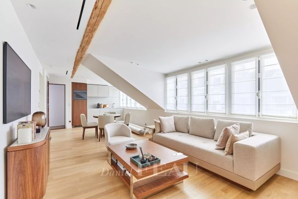 Appartement à louer à Paris 8Ème - Photo 1