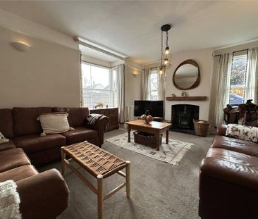 4 bedroom end of terrace house to rent - Photo 1