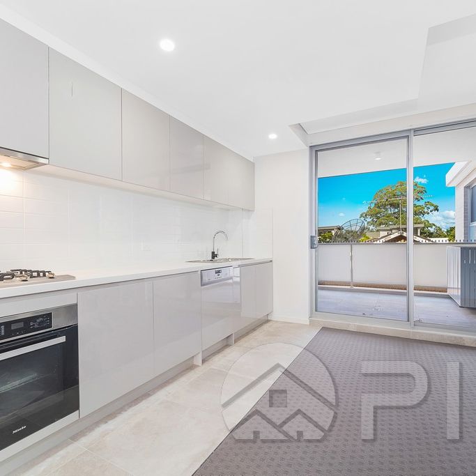 Perfect & Quaint Apartment, Heart of The Northern Suburbs, Stylish Appliances!! - Photo 1