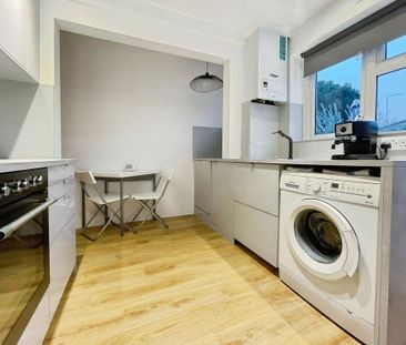 2 bedroom maisonette to rent - Photo 4