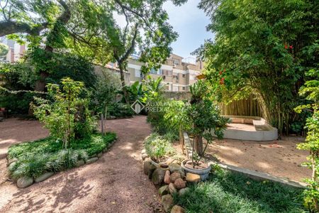 Apartamento com 3 quartos e 144m² para alugar em Petrópolis, Porto Alegre. - Foto 5
