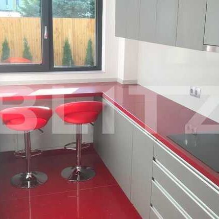 4 camere, 90 mp, TOTUL NOU, gradina, garaj, zona Complex Bonjour - Photo 1