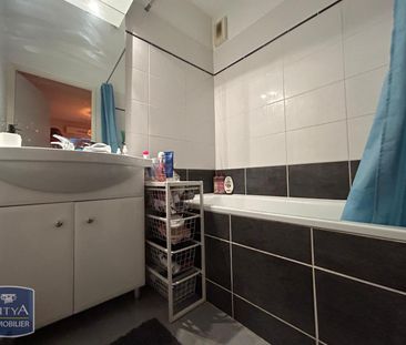 Location Appartement 2 pièces 42m² CHATEAURENARD 13160 - Photo 4