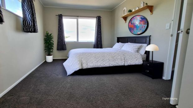 Spacious family home in a great location - Photo 1