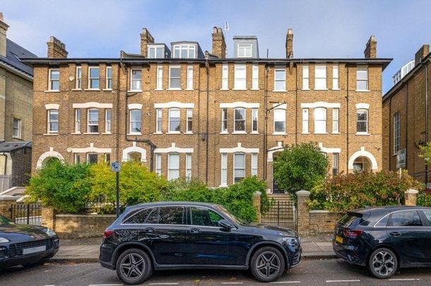 Elsworthy Road, Primrose Hill, NW3 flat to rent - Photo 1