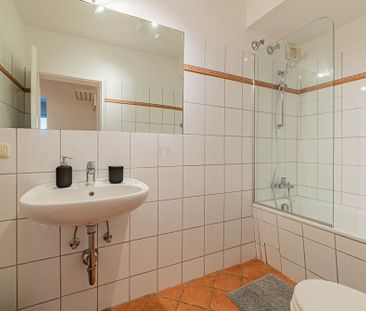 Miete inkl. Nebenkosten: 1.362 € pro Monat, plus Strom, inkl. Heizung - Photo 1