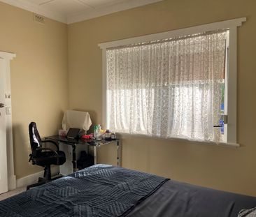 2-bedroom shared house / townhouse, Moorland Avenue - Photo 3