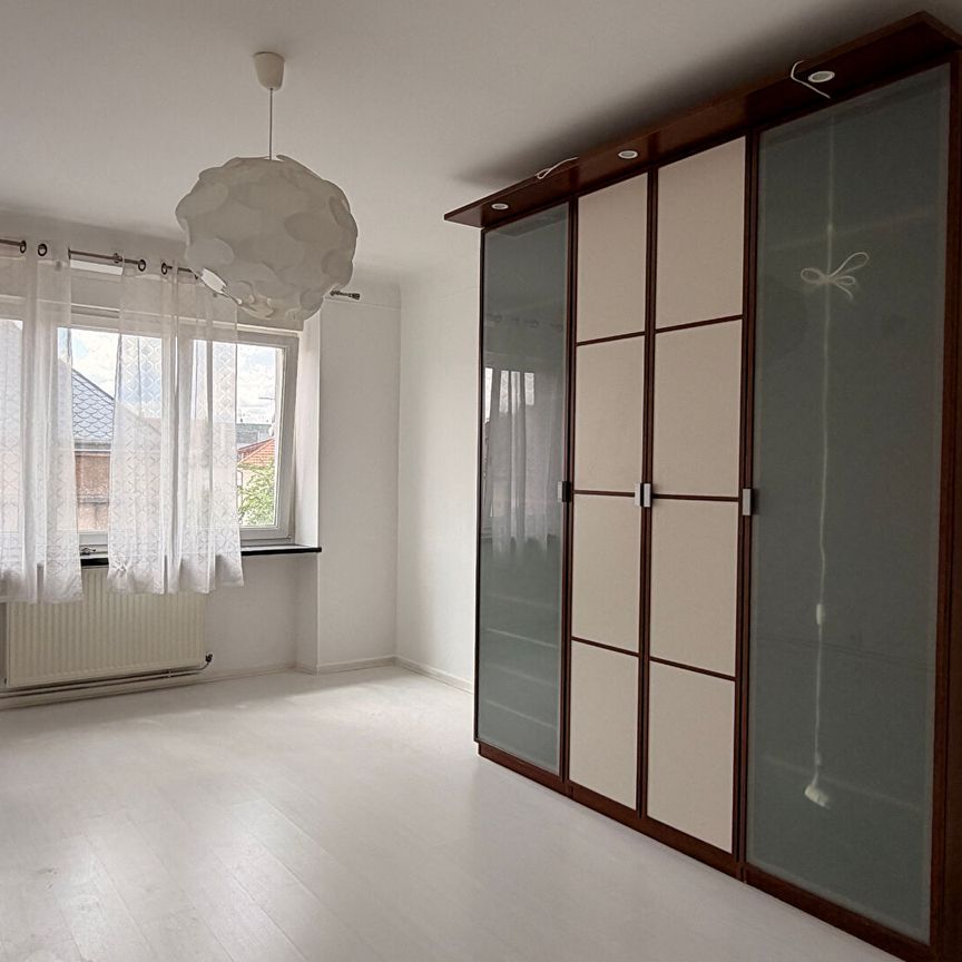 Location Appartement 4 pièces 96m² - Photo 1