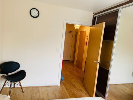 1 Bed Flat, Victoria Road, W3 - Photo 3