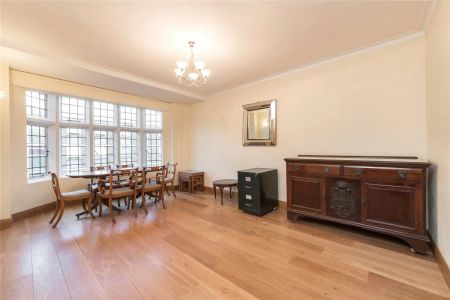 2 bedroom flat in Grenville Street - Photo 5