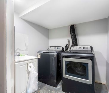 For Lease - 4 Royal Salisbury Way, Brampton, Ontario - Photo 4