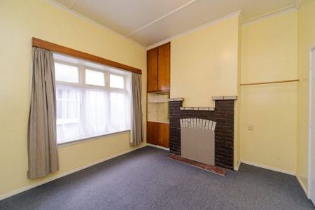 Four Bedroom, City Centre. - Photo 3