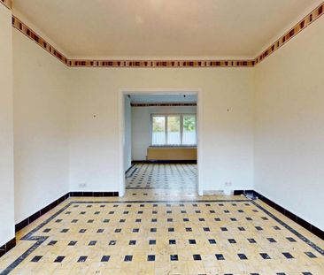 House for rent - Photo 3