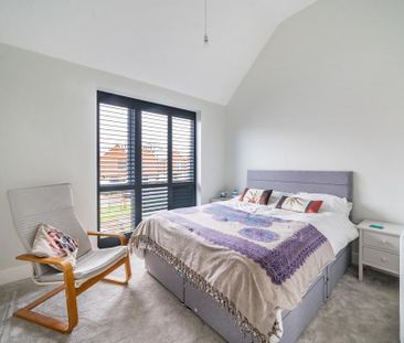 3 bedroom detached house to rent - Photo 3