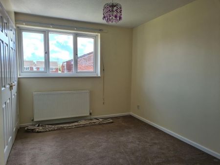 2 bedroom terraced house to rent - Photo 4