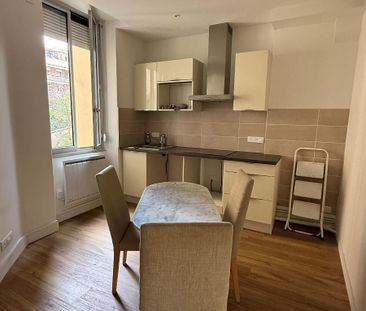 Location Appartement 2 pièces 43m² VILLEURBANNE 69100 - Photo 5