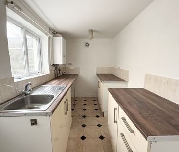 Bevan Street West, Lowestoft - Photo 6