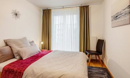 Calle Quart, Valencia, Valencian Community 46008 - Photo 4