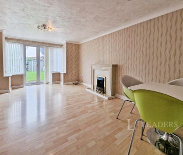 4 bedroom terraced house to rent - Photo 3
