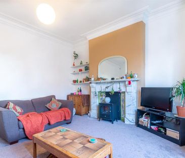 5 bedroom terraced house to rent - Photo 1