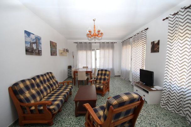 Chalet con piscina en Cabo Roig - Photo 1