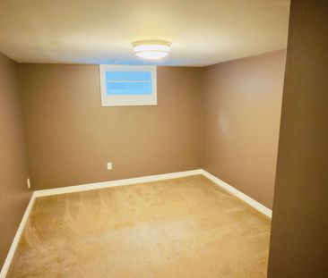 For Lease - 124 Thicketwood Drive Unit# Basement, Toronto, Ontario - Photo 4