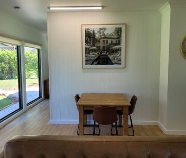 Modern Fully Furnished Cottage in Tranquil Bush Setting - Photo 3