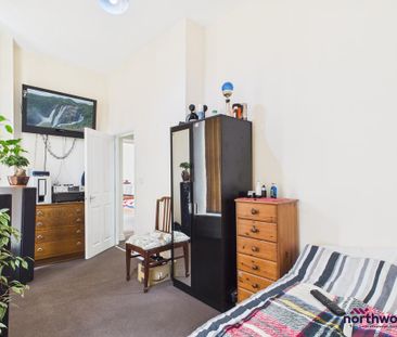 3 bedroom apartment to rent - Photo 2