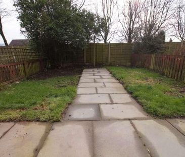 Derwent Drive, Shaw, OL2 - Photo 2