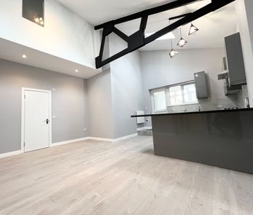 2 Bed Flat, London, E6 - Photo 5