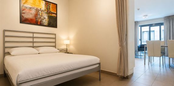 Appartement te huur in Brussel voor € 900 met 1 slaapkamer - Foto 2