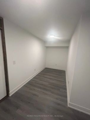 Detached Home For Lease | E9233423 - Photo 1