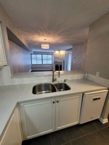 7025 Stride Avenue condo — Burnaby, BC (2-Bedroom) - 2 Bedroom - Photo 4