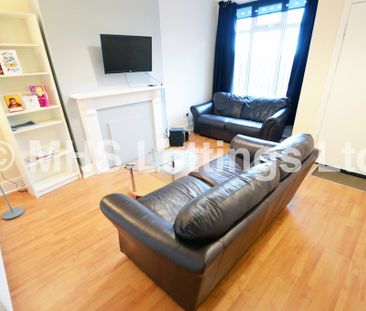 10 Hartley Grove, Leeds, LS6 2LD - Photo 2