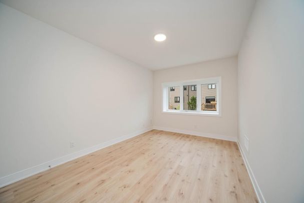 For Lease - 100 Berkely Street Unit# Lower, Wasaga Beach, Ontario - Photo 1