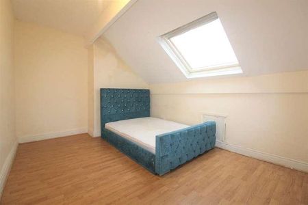 Conway Drive, Leeds, LS8 - Photo 3