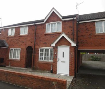 2 bedroom mews to rent - Photo 5